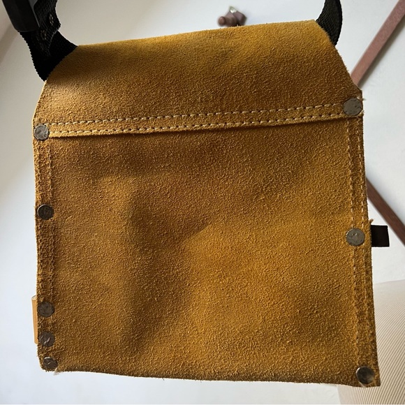 🍄 3/$30 CLC Suede Carpenter Nail & Tool Leg Strap Bag - Picture 6 of 7